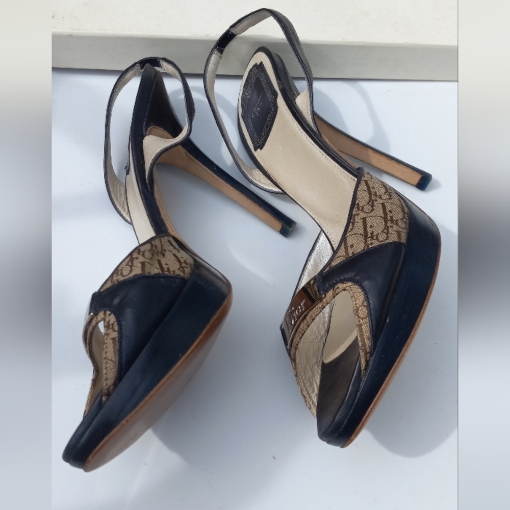 Christian Dior/Vintage Diorissimo Pump/Logo brown/size 39.5 - Picture 3 of 5